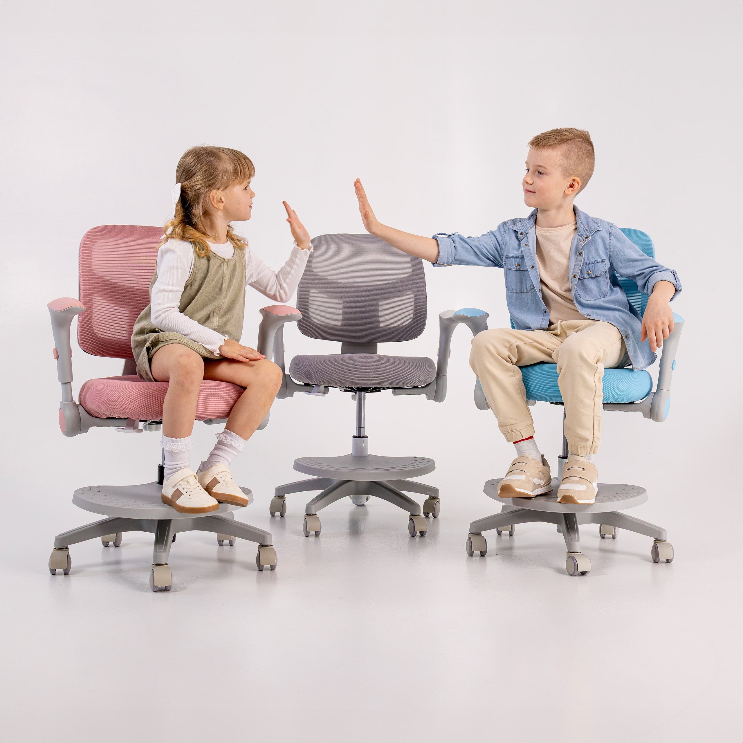 Dětská nastavitelná židle Mark Adler Junior 5.0 Grey