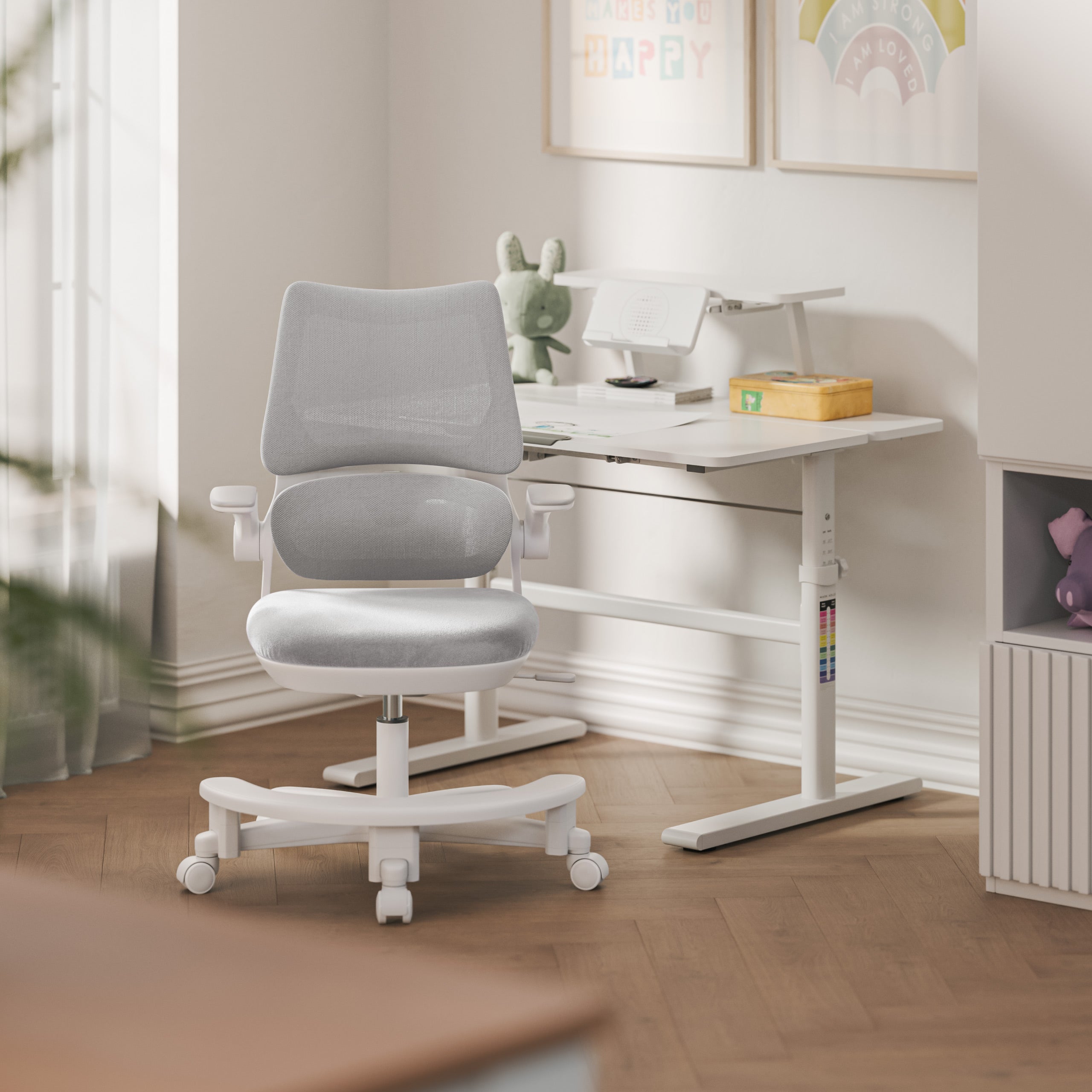 Dětské kancelářské křeslo Mark Adler Junior 5.7 Grey