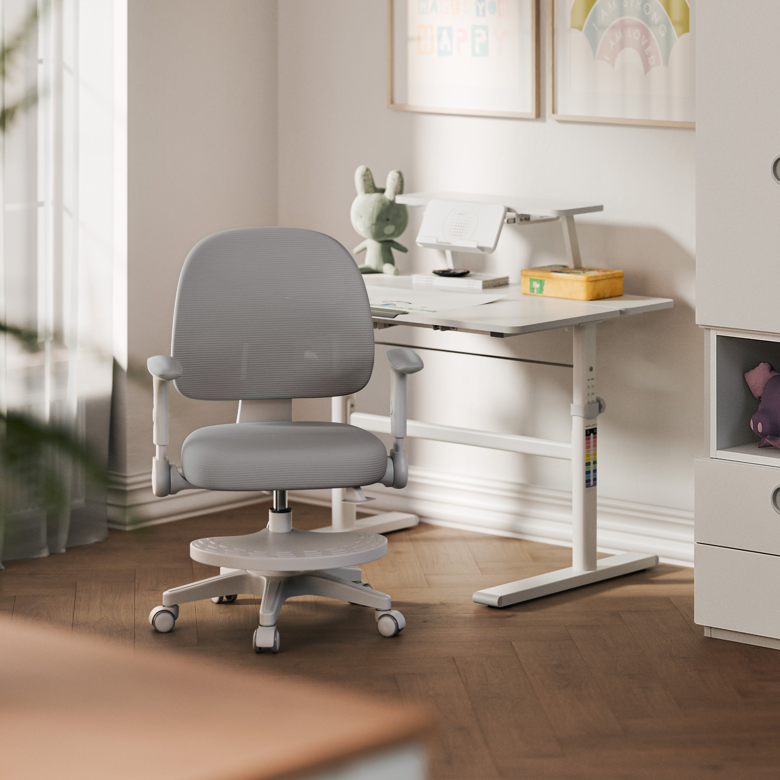 Dětská nastavitelná židle Mark Adler Junior 5.0 Grey